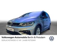 VW Touran, 1.5 l TSI Highline, Jahr 2022 - Potsdam