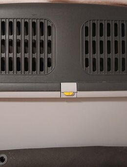 Transportbox für kleine bis mittelgroße Hunde - München