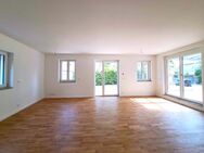 Saniertes Einfamilienhaus mit neu gebauter Einliegerwohnung in Südlage mit ca. 575 m² Grund - München