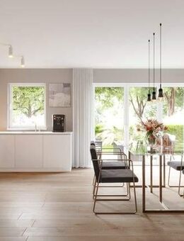 Gartenwohnung mit Südterrasse und 1 Hobbyraum mit Gäste-WC im UG - München