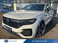 VW Touareg, R-Line black Massage, Jahr 2023 - Teterow