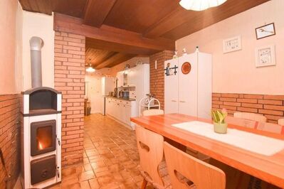 Einfamilienhaus mit kleinem Garten in Hanglage!