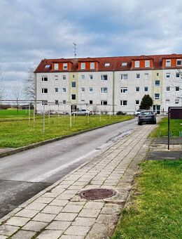 7 % Renditestarke Wohnanlage in Neundorf: 40 WE in gefragter Lage als ideale Kapitalanlage - Staßfurt