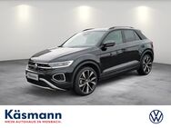 VW T-Roc, 1.5 TSI Style, Jahr 2022 - Mosbach