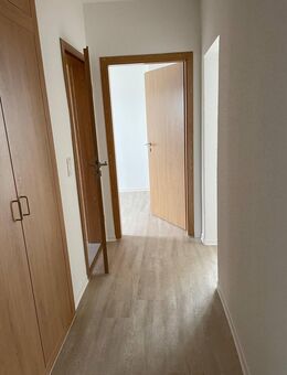 Erstbezug 2,5-Raum-Wohnung mit Dusche (1013-3801) - Zerbst (Anhalt)
