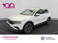 VW Tiguan, 1.5 TSI El Panodach digitales, Jahr 2023 - Köln