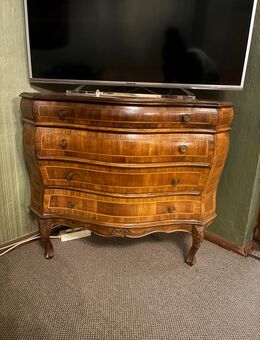 Antike Schränkchen - Ostrach