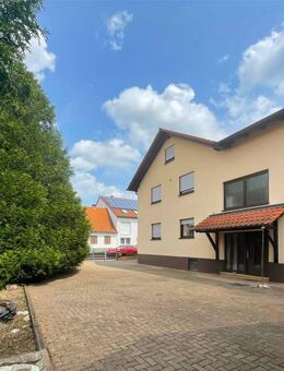 Doppelhaushälfte mit großem Garten und Regenwasserauffangbecken in Schifferstadt - Schifferstadt