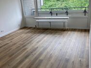 Moderne und top geschnittene Wohnung über den Dächern von Rheydt direkt am Schmölderpark gelegen, großer Balkon ! - Mönchengladbach