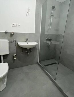 Sanierte 2 Zimmer mit Balkon - Krefeld