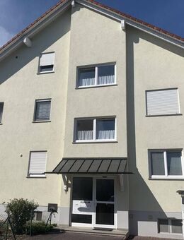 Schöne 4-Zimmer Wohnung zum Wohnen und Arbeiten - Sulzbach (Main)