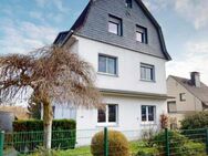 Mehrfamilienhaus mit 3 Wohneinheiten Garagenanbau, Stellplätzen u. Garten - Wuppertal