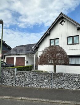 Großzügiges Einfamilienhaus in Lohmar-Weegen - Tolle Aussicht, viel Platz und Komfort - Lohmar