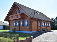 Holzblockhaus mit Garage und Nebengebäude - Gamlen