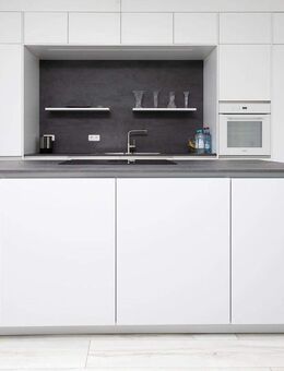 ***Bequemes Wohnen - 3-Zimmer-Wohnung im EG mit Loggia und Aufzug*** - Regensburg