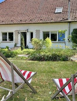 Modernisiertes Zweifamilienhaus auf einem großzügigen Areal in Goldenstädt - Banzkow