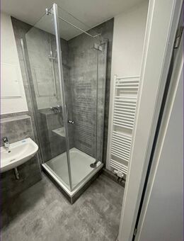 Neu-Sanierte 2 Raumwohnung mit Balkon! - Vacha