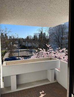 Licht, Luft, Lebensqualität - Ihr neues Zuhause mit Süd-Loggia in München, Sendling-Westpark - München