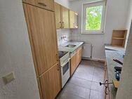 // Gemütliche 3 Zimmer-Wohnung // EBK inklusive // Bezug ab SOFORT // - Machern
