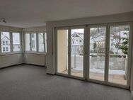 Gepflegte 2-Zimmer-Wohnung mit Balkon und EBK in Warthausen - Warthausen