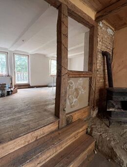 Handwerker aufgepasst: Fachwerkhaus zur Sanierung auf tollem Gartengrundstück Einbeck / Odagsen - Einbeck