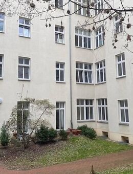 Samariterviertel in Berlin-Friedrichshain - 3 Zimmer plus Wohnküche und Tageslichtbad - Berlin