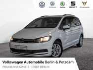 VW Touran, 1.5 TSI Comfortline, Jahr 2022 - Berlin