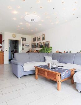 Willkommen! Familienfreundliches Einfamilienhaus in Oberursel-Oberstedten mit Garten & Garage - Oberursel (Taunus)