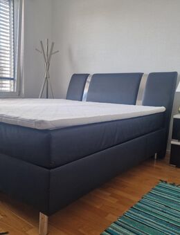 Schlafzimmer Boxspringbett, Kleiderschrank, 2 Nachttische - Windisch