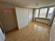 * Ludwigsburg: 2 WG-Zimmer in 3er Wohngemeinschaft * - Ludwigsburg