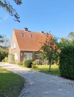Wohnen mit Pferden 2 kleine Häuser (DHH) + Stall auf 5.300 m² in sehr schöner Lage, Küstennähe! - Wittmund