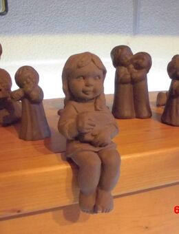 Julia Limpke Original Kinderfiguren "Kunst die froh macht" Ton Signiert Kunsthandwerk Handarbeit 1990 - Bottrop