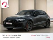 Audi RS3, Sportback SMARAGD PERL 280km H, Jahr 2022 - Großwallstadt