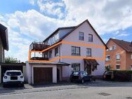Ideales Familiendomizil mit Balkon und tollem Garten in 3-Parteien-Haus - zeitnah frei! - Denkendorf (Baden-Württemberg)