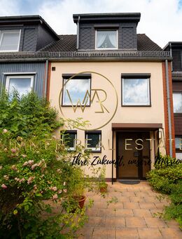 Reihenmittelhaus mit Wintergarten, Garten, Vollkeller & Garage in Lehesterdeich - Bremen