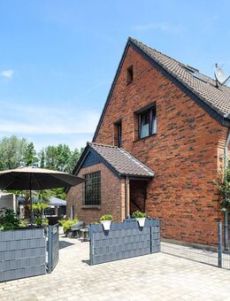 Stilvoll saniertes Familienidyll mit Pool - Langenfeld (Rheinland)