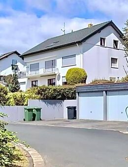 3-Familienhaus in ruhiger Lage mit fantastischem Fernblick über die Täler und Wälder - Langgöns
