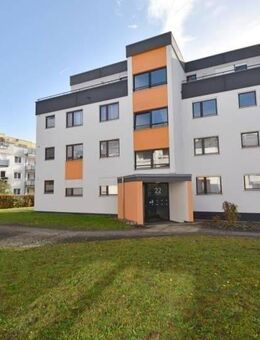 Bezugsfreie und sanierte 3,5-Zimmer-Wohnung mit Südbalkon und TG-Stellplatz in Allensbach - Allensbach