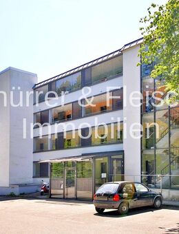 Attraktive Zwei-Zimmer-Wohnung mit Doppelgarage und Entwicklungspotenzial in Altensteig-Wart - Altensteig