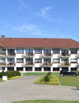 Lichtdurchflutete 3 Zimmer-Wohnung im 2. Stock mit Balkon - Bad Pyrmont