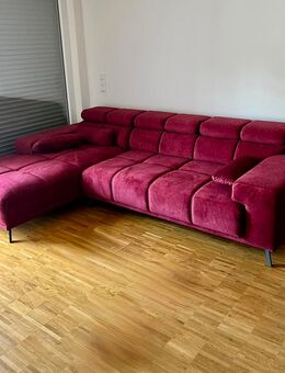 Ecksofa mit Schlaffunktion auf Knopfdruck - Düsseldorf