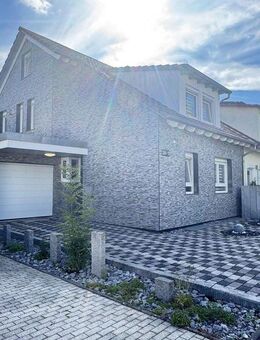 Exklusive DHH in beliebter Lage in Vaihingen an der Enz - Vaihingen (Enz)