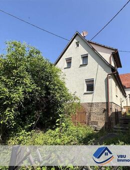 VBU Immobilien - Einfamilienhaus mit Scheune - Für Heim- und Handwerker! - Brackenheim