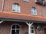 Reihenhaus mit PV Anlage und gehobener Ausstattung im Herzen von Breinig - Stolberg (Rheinland, Kupferstadt)