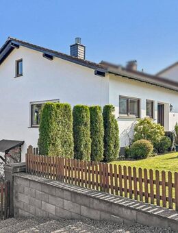 Attraktives Zweifamilienhaus in Gerolstein-Büscheich mit vielfältigen Nutzungsmöglichkeiten - Gerolstein