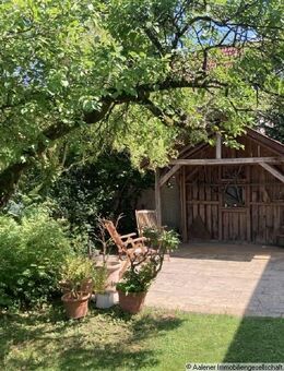 Freistehendes Einfamilienhaus mit idyllischem Garten - Aalen