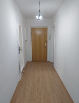 Neu sanierte 3 Zimmer Wohnung in 09661 Rossau - Mittweida