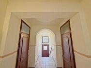 Zentrumsnahe Altbauwohnung in Weißenfels - Weißenfels