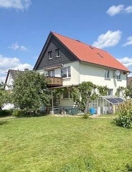 Kaufpreissenkung! Wunderbar gelegenes Einfamilienhaus mit Bauland - Hameln