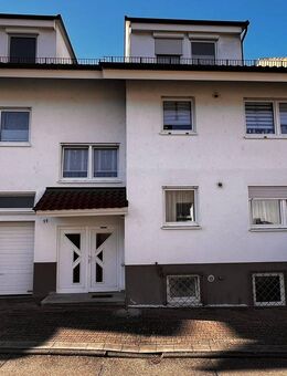 Attraktives Mehrfamilienhaus in Kämpfelbach-Ersingen - gepflegt, flexibel nutzbar und gut angebunden - Kämpfelbach